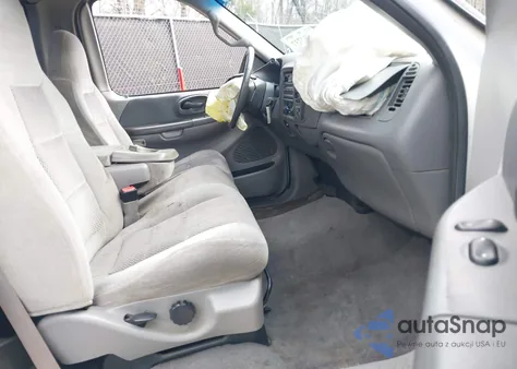 2001 Ford F-150 Xl/Xlt z USA, uszkodzony, nr VIN 1FTRF17L21NB60803